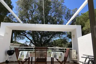 Image de Emplacement idéal, Cala Rovira à côté de Platja d'Aro, quartier calme et verdoyant