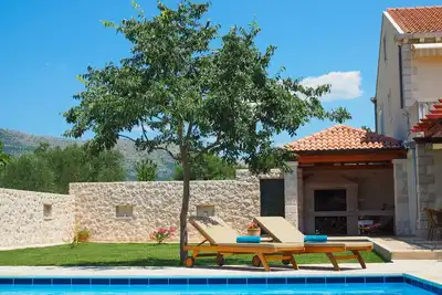 Image de Villa Antonija, piscine privée, près de Dubrovnik, 8 + 2, idéale pour les familles et les groupes