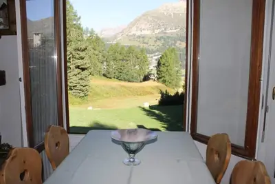 Silvaplana: Charmant appartement à Surlej-Silvaplana (St. Moritz)