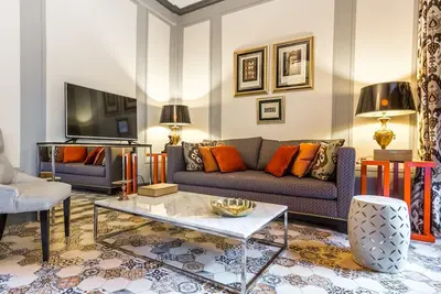 Image de Elegant & classical apartament for up to 4 with a private patio
