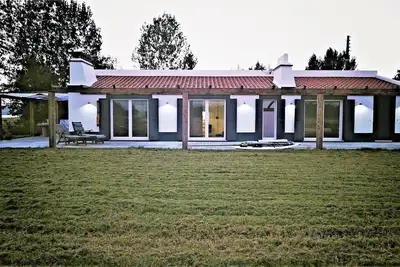 Image de Maison sur le barrage Montargil - Sur l'eau