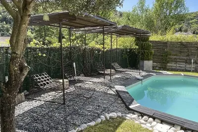 Image de Villa contemporaine avec jardin et piscine proche Anduze