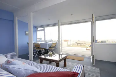 Image de Beach Retreat - l'évasion balnéaire parfaite.