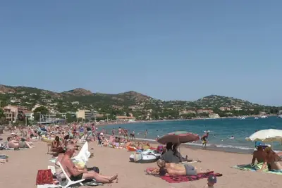 Image de A 150 m mer, en bordure riviere. climatisation
