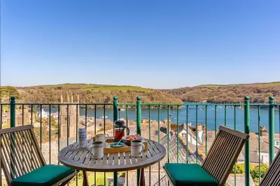 Lovely house with fantastic views in Fowey, Cornwall