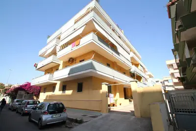Image de Appartement confortable à 150 mètres des plages de sable