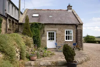Image de Charmante maison en pierre sur le mur d'Hadrien dans le parc national de Northumberland