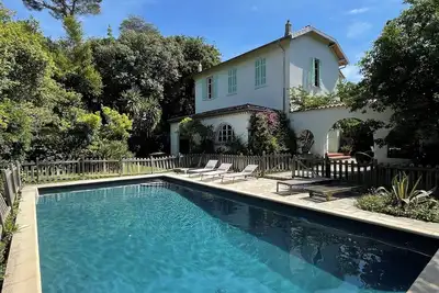 Image de Belle villa dans Cannes jardin et piscine privés  800 m Croisette