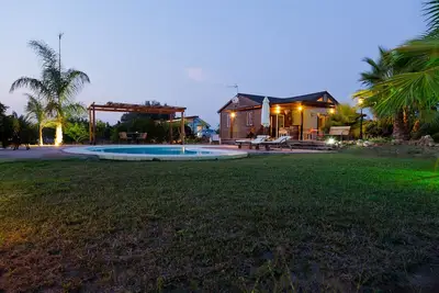 Finca Los SUEÑOS. Belle Maison En Bois