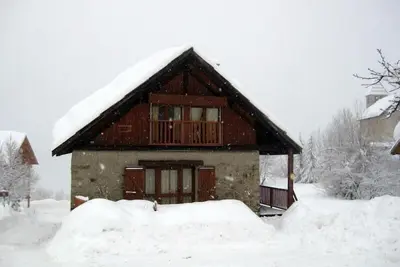 Image de Appartement 3* très agréable 8\/10 pers dans chalet à Station 1400 Puy St Vincent