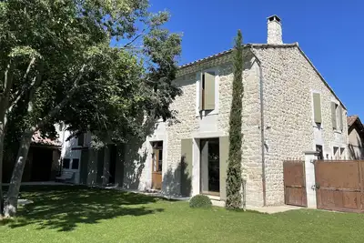 Image de Proche Avignon & Ventoux : Mas au calme avec piscine et jardin privés