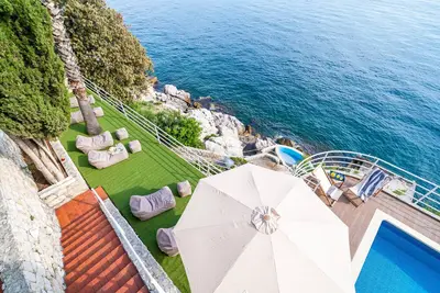 Image de Dubrovnik Private Beach and Pool Charming Seafront Villa For 10