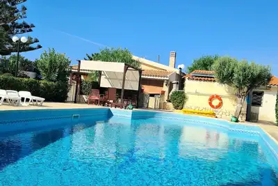 Image de Villa avec piscine face à la mer, pour ceux qui aiment le calme et l'intimité