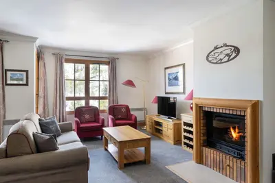 Image de Spacieux duplex dans le quartier recherché du Prince des Cimes avec Piscine