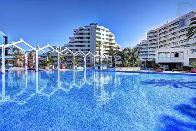 Image de Gratuit du 1er au 8 juillet, Benal Beach, studio 40m2, wifi,