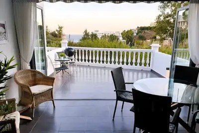 Image de Belle maison de ville au bord de la mer
