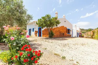 Image de Quinta avec piscine idéale pour les amoureux de la nature et vacances en famille