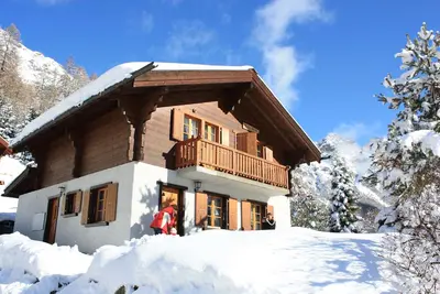 Image de Chalet familial avec une vue fantastique