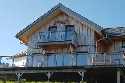 Image de chalet spa de luxe dans le ski, sauna, jacuzzi, douche Ă vapeur