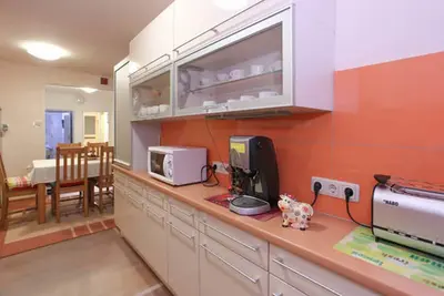 Image de Appartement de 4 pièces, à 200 m seulement de la rue Mariahilfer