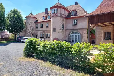 Image de Pourquoi ne pas vivre au château?  Animaux acceptés.