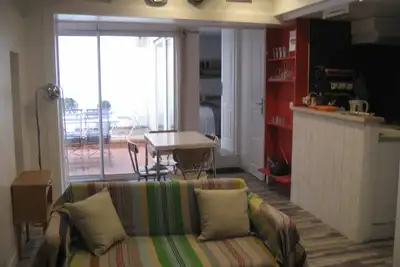 Image de Appartement calme avec terrasse privative au centre historique de La Rochelle