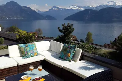 Image de Montagne fantastique et vue sur le lac