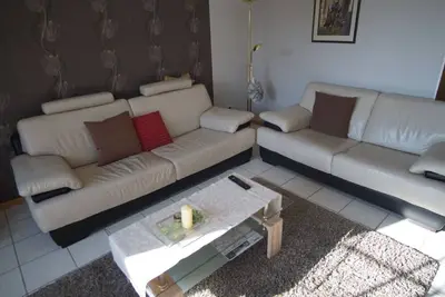 Image de Appartement moderne à Bitburg-Stadt, décoré avec goût