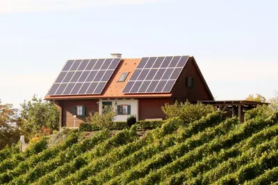 Image de Le repos dans un chalet avec espace bien-être dans les vignes profiter. . .