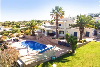 Image de Villa de rêve avec piscine et vue panoramique à Luz \/ Lagos