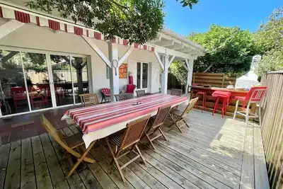 Image de Au Cap Ferret juste derrière les dunes, maison de vacances idéale, au calme!