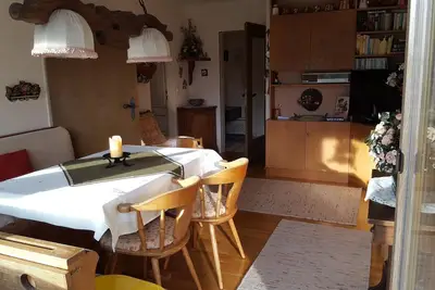 Image de Appartement de 3 pièces avec un magnifique balcon orienté sud-ouest et piscine \/ sauna