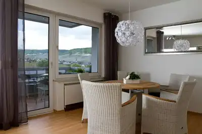 Image de 76 m² Grand appartement 4 **** avec balcon et vue panoramique sur Bernkastel