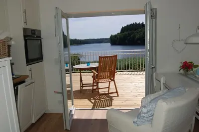 Image de Nouvelle première fois 7/18. Maison en terrasse du lac Seelage direct, lac de baignade