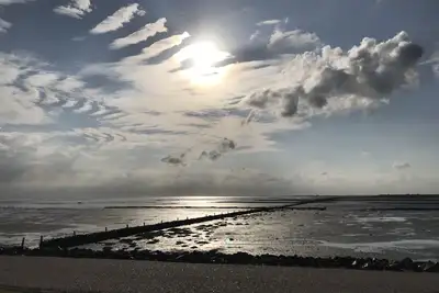 Image de Mer du nord, près de st Peter Ording, maison directement sur la digue, très calme
