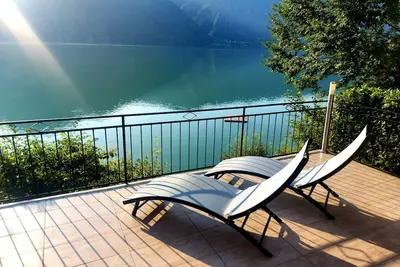 Image de House right on Lake Idro with direct access to the lake