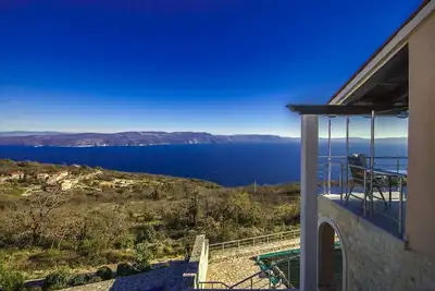 Image de Maison de vacances avec vue fantastique sur la mer et la piscine - offre printanière du 27. 4. -19. 5