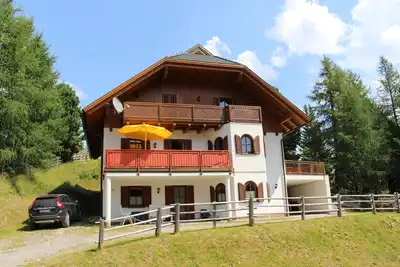 Image de Logement de luxe avec sauna, cheminée et accès Internet Adsl \/ Wlan