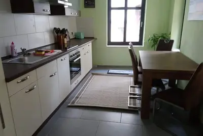 Image de Dans un environnement verdoyant situé appartement meublé moderne et moelleux