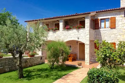 Image de Maison De Vacances Manuel 2 Maison en pierre d'Istrie dans une station balnéaire calme près de la mer