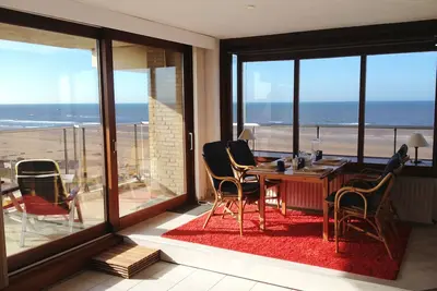 Image de Appartement d'angle avec un balcon orienté plein sud et une vue magnifique.