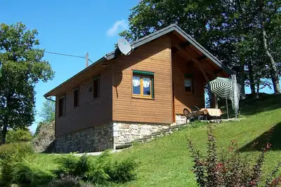Image de Chalet Hêtre, au milieu d'un coin de paradis en Sancy-Artense (63)