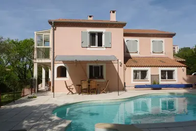 Image de Beautiful villa with pool for 10 people - Downtown Aix on foot