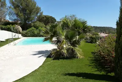 Image de Joli T3 avec 3 terrasses, expositions ensoleillées\nA 800m de la mer