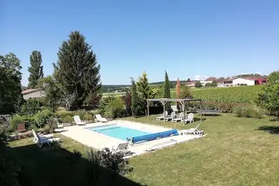Image de un paradis au milieu des vignobles de Bourgogne