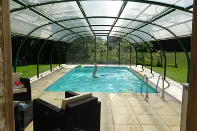 Image de Stone house with private indoor swimming pool and sauna