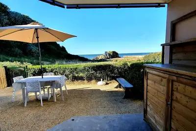 Image de Les pieds dans l'eau - Accès direct plage - Terrasse de 26 m² - Front de mer.