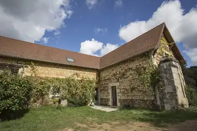 Image de Gîte rural 10 personnes \/ Piscine - Ping-Pong - Etang de pêche - Parc