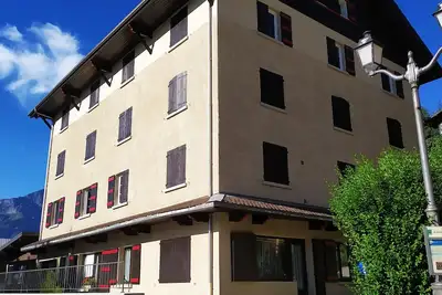 Image de Bel appartement au coeur de ville, accès direct à pied aux Thermes,
