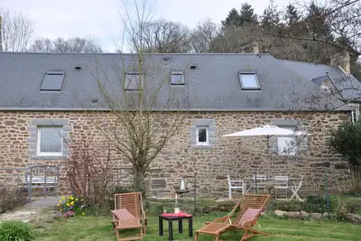 Image de entre Granville et Bréhal, gîte du Moulin à Huile à Hudimesnil.